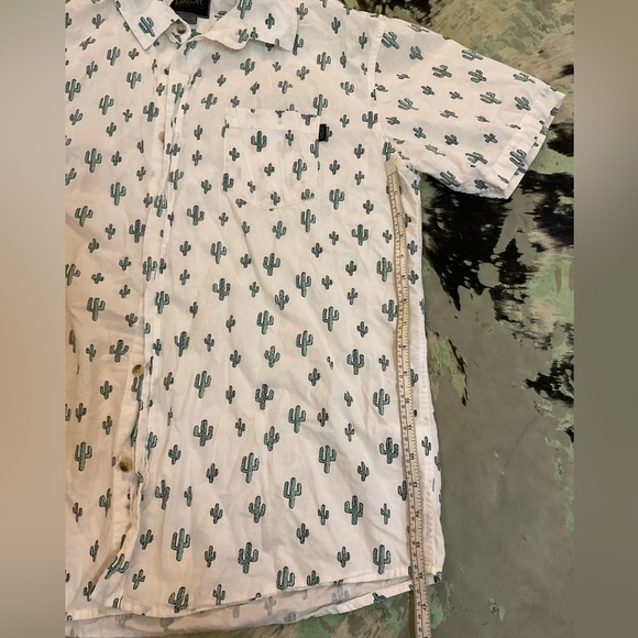 Valor cactus button down - Picture 3 of 6